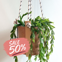 Leather plant hanger | with rope