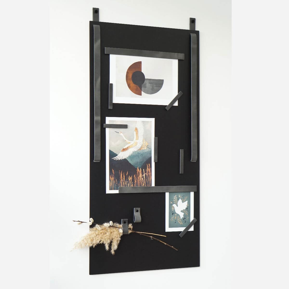 Hanging Magnetic Strip Frame with Brown Suede